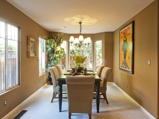 Dining Room (C) Picture - 125 Gladys Ave, Mountain View 94043 Dining Room (C) picture - 125 Gladys Ave, Mountain View 94043