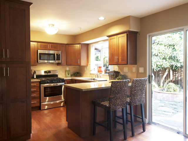 Kitchen (D) picture - 125 Gladys Ave, Mountain View 94043