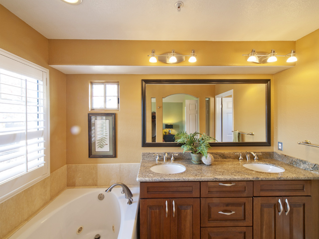 Master Bath (C) picture - 125 Gladys Ave, Mountain View 94043