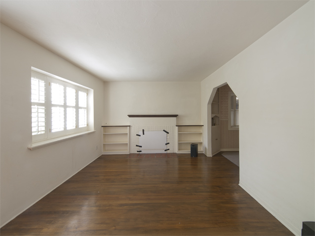 Living Room picture - 714 Matadero Ave, Palo Alto 94306