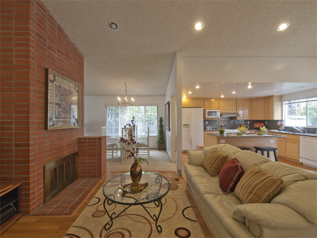 Family Area (A) picture - 300 Mullet Ct, Foster City 94404
