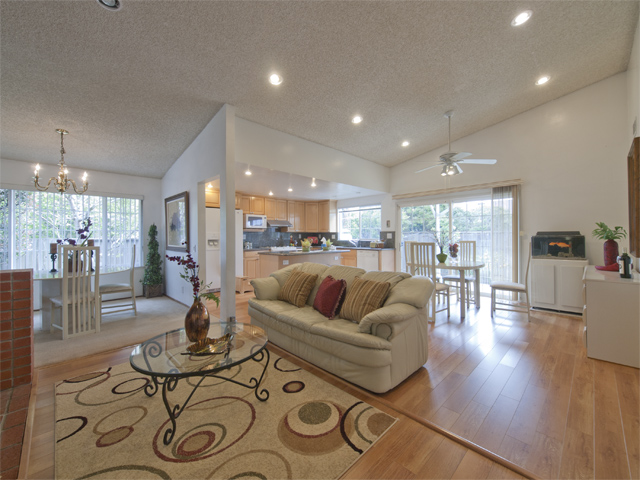 Family Area (D) picture - 300 Mullet Ct, Foster City 94404