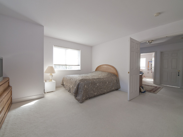 Master Bedroom (A) picture - 1135 Phyllis Ave, Mountain View 94040