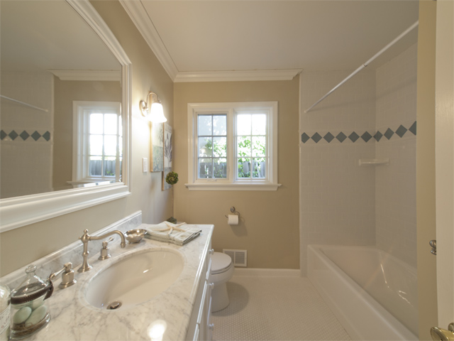 Bathroom (A) picture - 1458 Pitman Ave, Palo Alto 94301