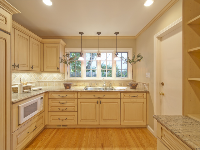 Kitchen (C) picture - 1458 Pitman Ave, Palo Alto 94301