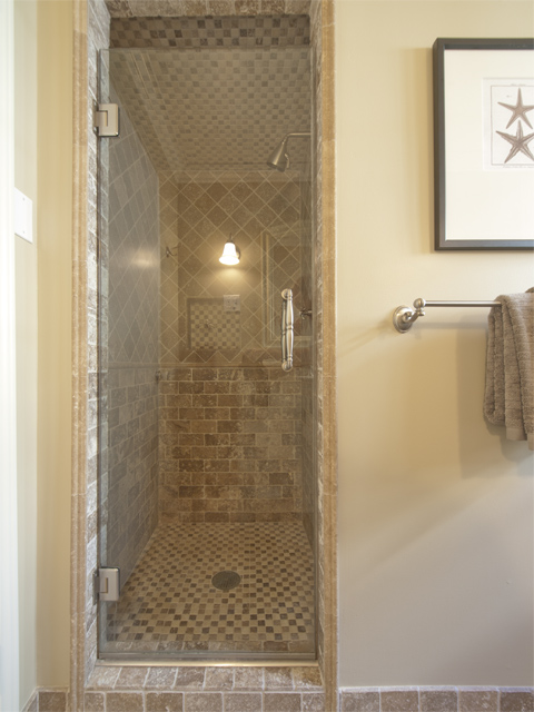Master Bath (B) picture - 1458 Pitman Ave, Palo Alto 94301