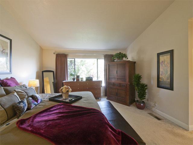 Master Bedroom (B) Picture - 18 Portofino Cir, Redwood Shores 94065 Master Bedroom (B) picture - 18 Portofino Cir, Redwood Shores 94065