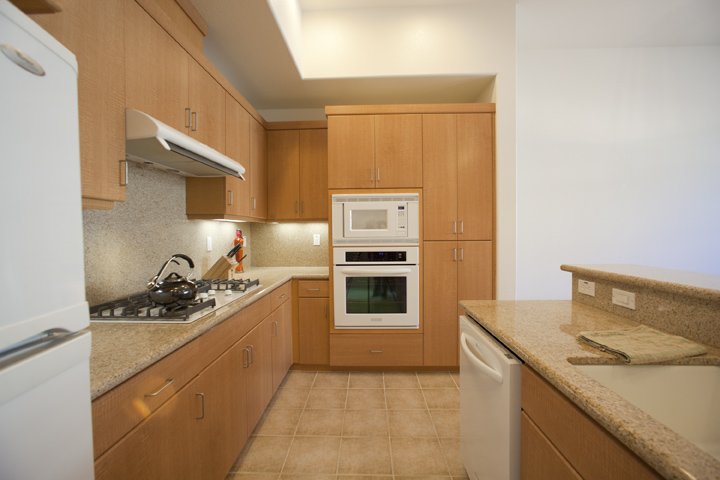 Kitchen picture - 4248 Rickeys Way, Unit T, Palo Alto 94306