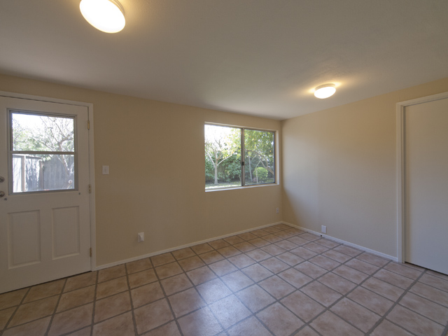 Family Room (A) picture - 1032 Ringwood Ave, Menlo Park 94025