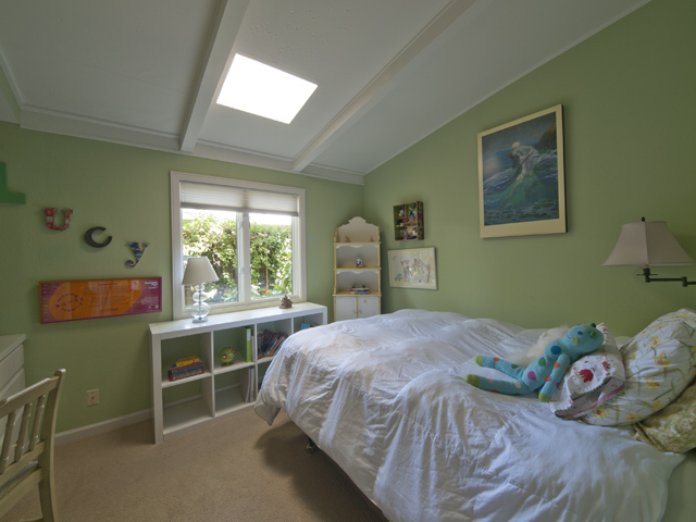 Bedroom 2 picture - 854 Rorke Way, Palo Alto 94303