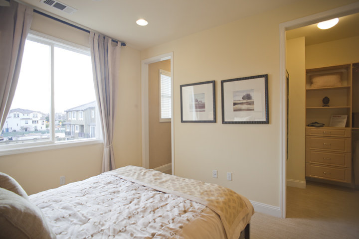 Bedroom 2 picture - 410 Tasman Dr, Sunnyvale 94089