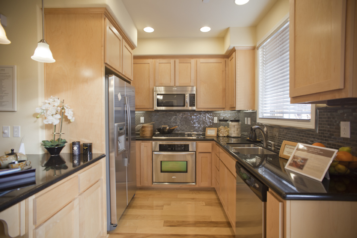 Kitchen picture - 410 Tasman Dr, Sunnyvale 94089