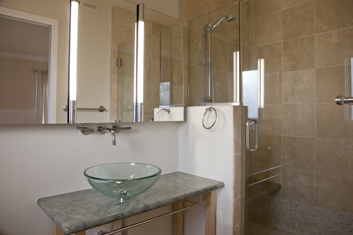 Master Bath (B) Picture - 614 Torwood Ln, Los Altos 94022 Master Bath (B) picture - 614 Torwood Ln, Los Altos 94022