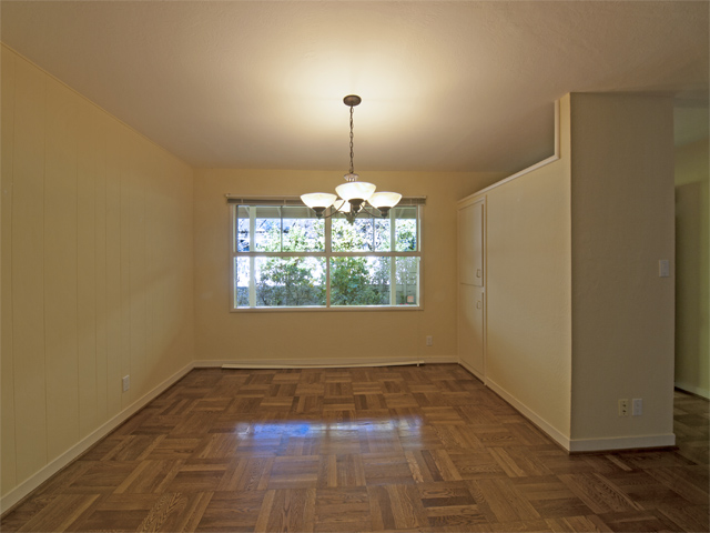 Dining Room picture - 144 Walter Hays Dr, Palo Alto 94303