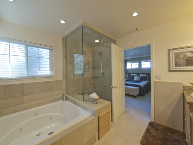 Master Bath (B) Picture - 2116 Windrose Pl, Mountain View 94043 Master Bath (B) picture - 2116 Windrose Pl, Mountain View 94043