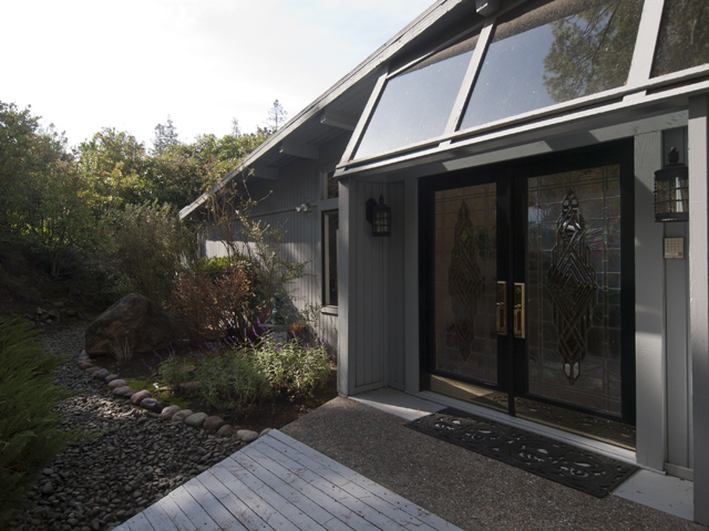 Entrance (A) picture - 27197 Black Mountain Rd, Los Altos 94022