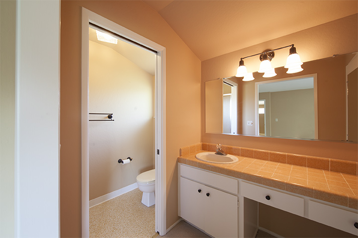 Master Bath picture - 1298 Brookings Ln, Sunnyvale 94087