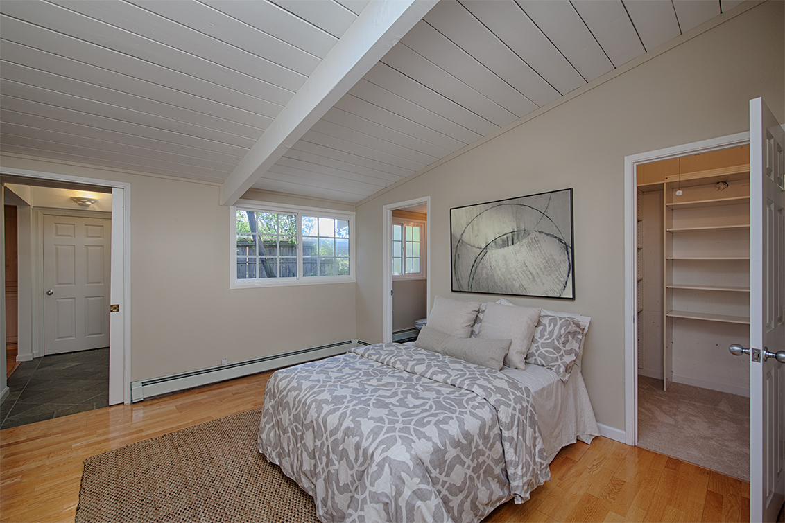 Bedroom 2 (A) picture - 749 De Soto Dr, Palo Alto 94303