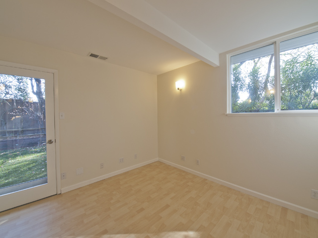 Bedroom 3 picture - 976 Elsinore Dr, Palo Alto 94303