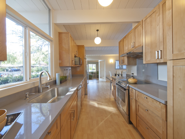 Kitchen picture - 976 Elsinore Dr, Palo Alto 94303