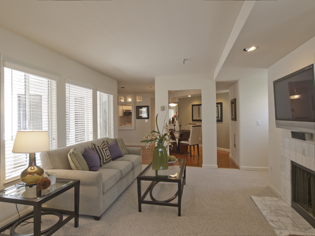 Living Room picture - 365 Forest Ave, Unit 4c, Palo Alto 94301