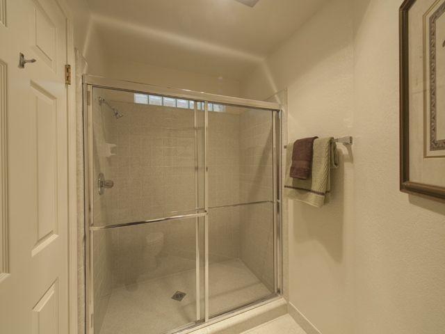 Master Bath picture - 365 Forest Ave, Unit 4c, Palo Alto 94301