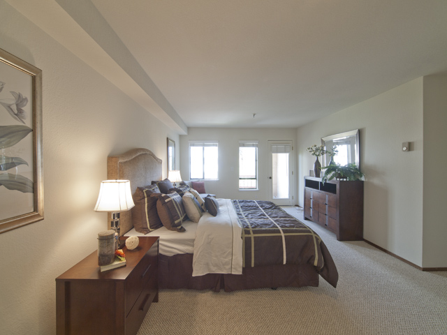 Master Bedroom picture - 365 Forest Ave, Unit 4c, Palo Alto 94301