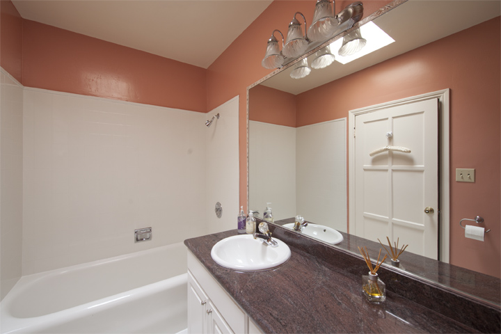 Bathroom 2 (A) Picture - 1826 Hillman Ave, Belmont 94002 Bathroom 2 (A) picture - 1826 Hillman Ave, Belmont 94002
