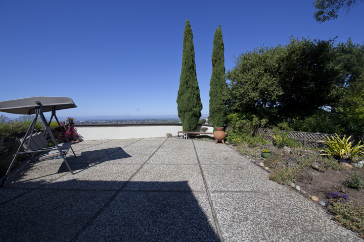 Patio (A) picture - 1826 Hillman Ave, Belmont 94002