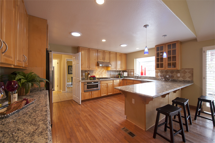 Kitchen (A) Picture - 109 Leila Ct, Los Gatos 95032 Kitchen (A) picture - 109 Leila Ct, Los Gatos 95032