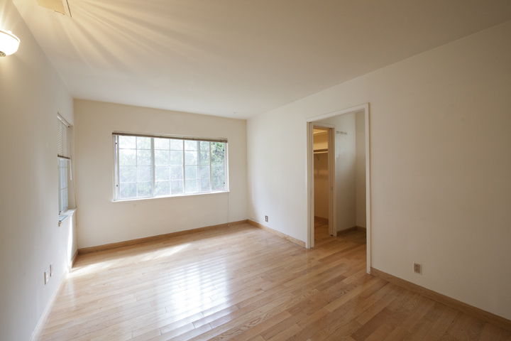 Master Bedroom picture - 3470 Middlefield Rd, Palo Alto