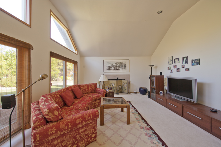Family Room picture - 1705 Orr Ct, Los Altos