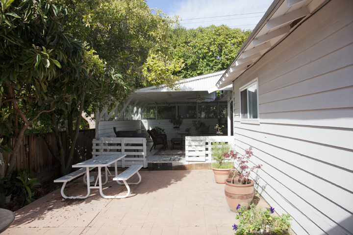 Patio picture - 4105 Park Blvd, Palo Alto 94306