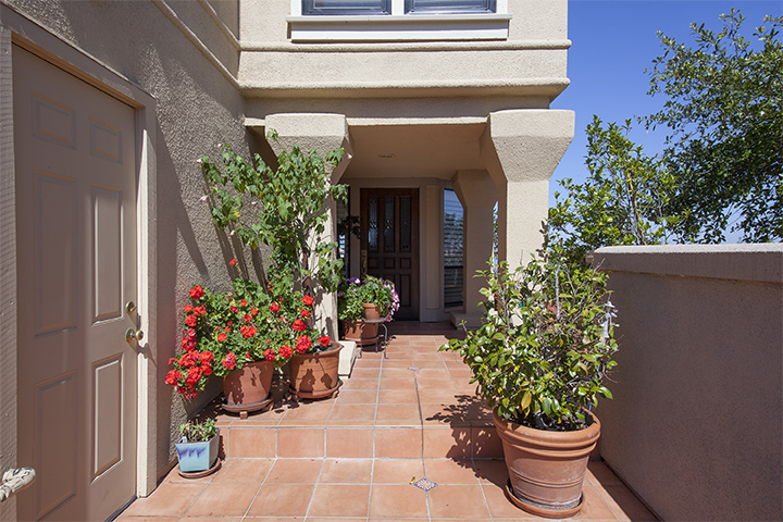 Entry (B) Picture - 7 Poppy Ln, San Carlos 94070 Entry (B) picture - 7 Poppy Ln, San Carlos 94070