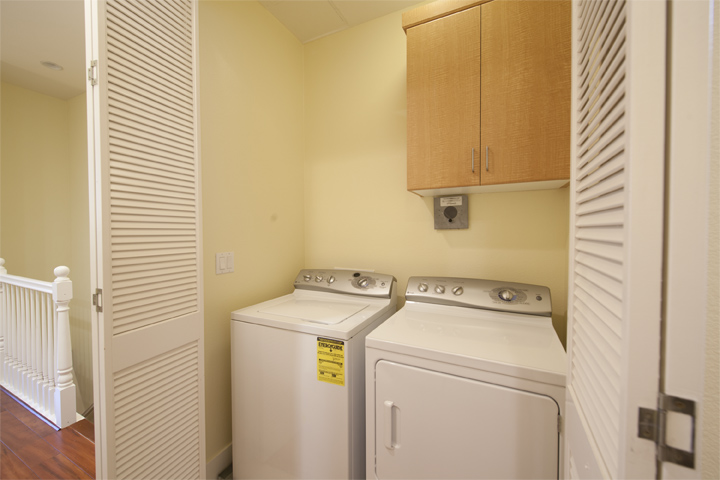 Laundry picture - 4238 Rickeys Way, Unit T, Palo Alto 94306