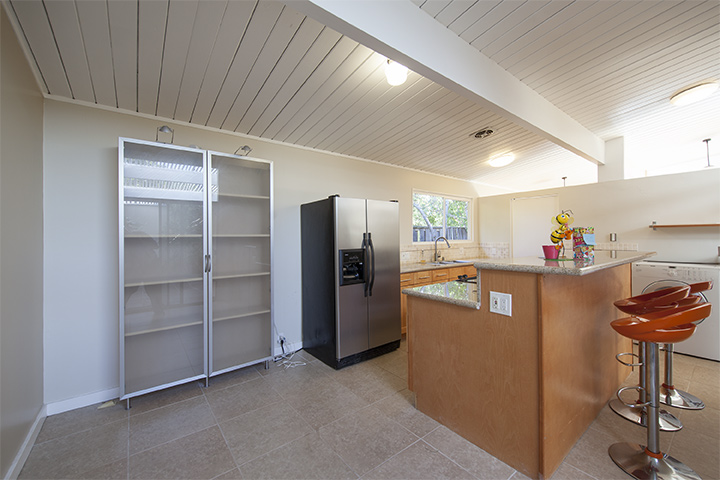 Breakfast Area picture - 1401 S Wolfe Rd, Sunnyvale 94087