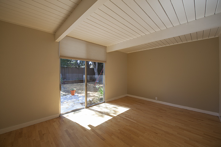 Master Bedroom picture - 1401 S Wolfe Rd, Sunnyvale 94087