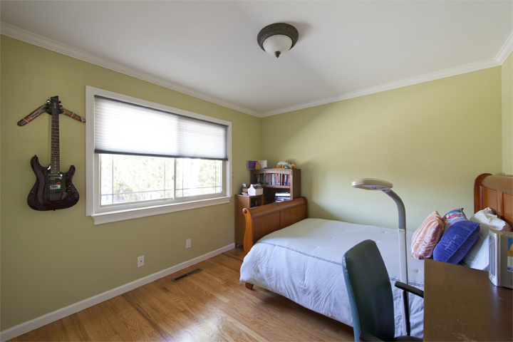 Bedroom 3 (A) picture - 7960 Sunderland Dr, Cupertino 95014