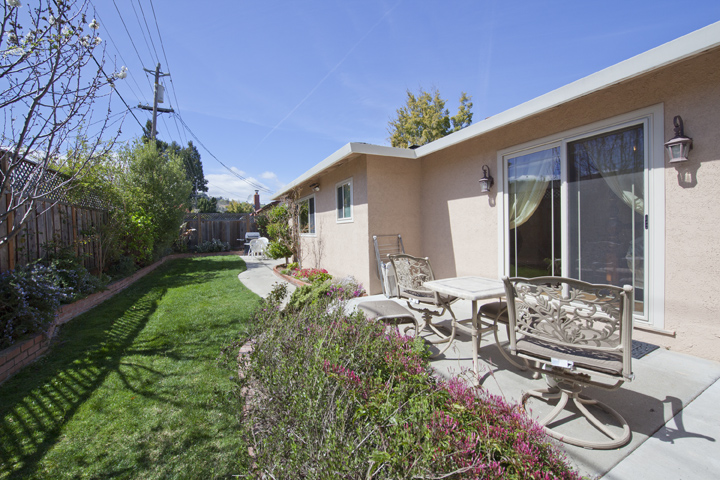 Patios (B) Picture - 7960 Sunderland Dr, Cupertino 95014 Patios (B) picture - 7960 Sunderland Dr, Cupertino 95014