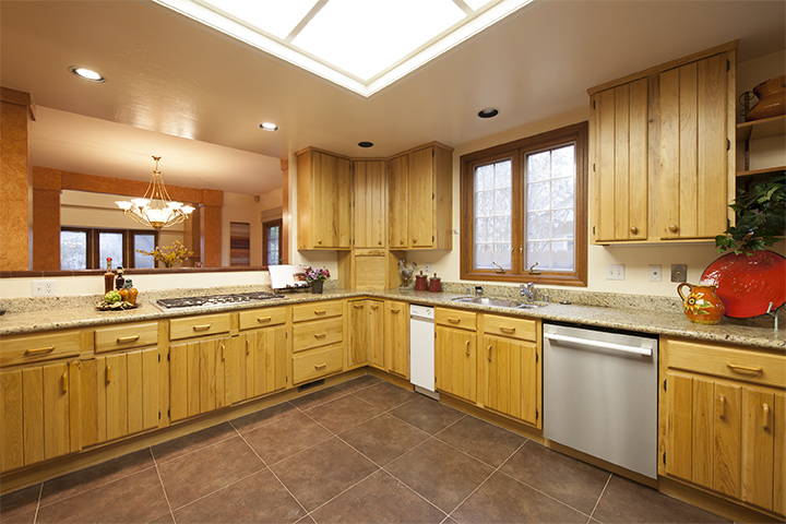 Kitchen (B) Picture - 90 Walnut Ave, Atherton 94027 Kitchen (B) picture - 90 Walnut Ave, Atherton 94027
