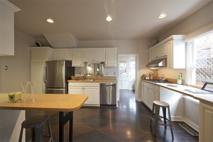 Kitchen (A) Picture - 642 Webster St, Palo Alto 94301 Kitchen (A) picture - 642 Webster St, Palo Alto 94301