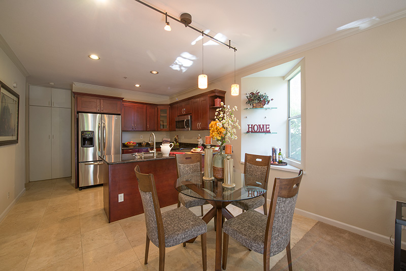 Dining Area picture - 427 Alma St, Unit 107, Palo Alto 94301