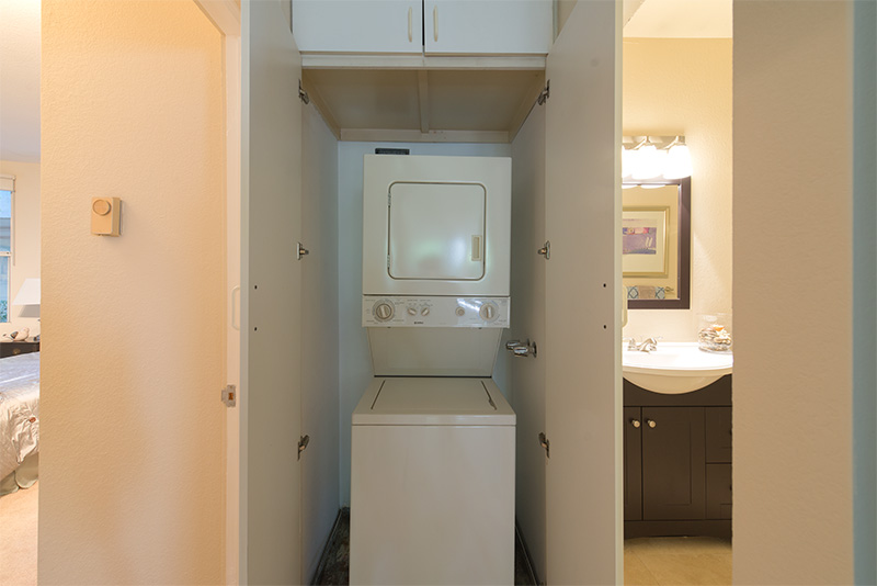 Laundry picture - 427 Alma St, Unit 107, Palo Alto 94301