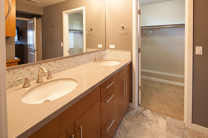 Master Bath picture - 3282 Berryessa St, Palo Alto 94303