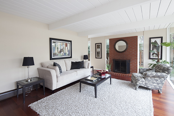 3985 Bibbits Dr, Palo Alto - Living Room