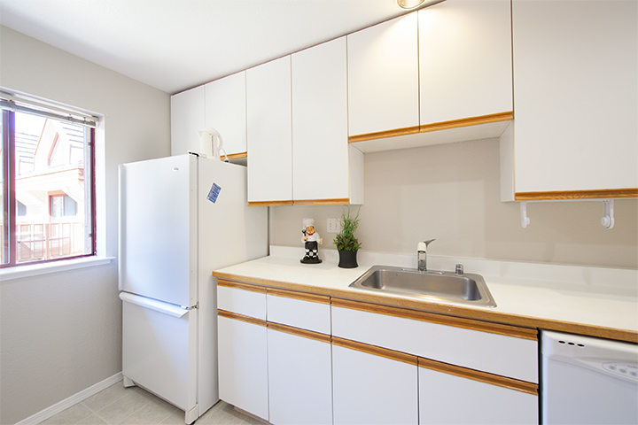 Kitchen picture - 4159 El Camino Way, Unit N, Palo Alto 94306