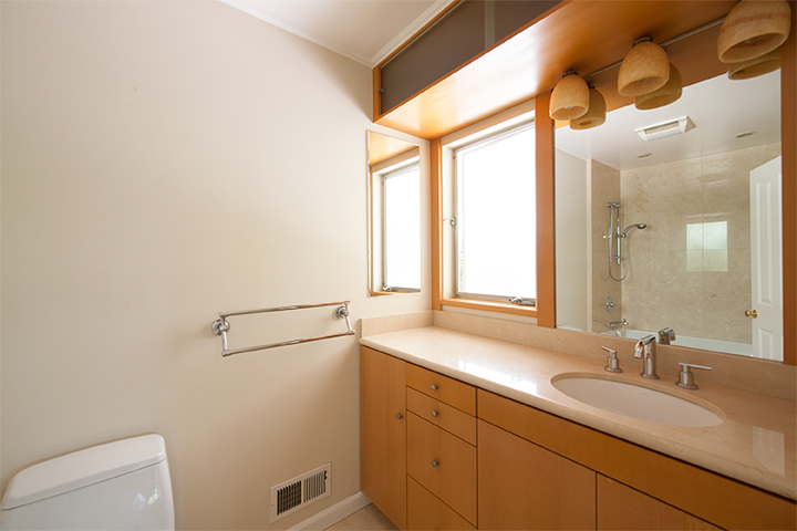 Bathroom 2 picture - 1754 Emerson St, Palo Alto 94301
