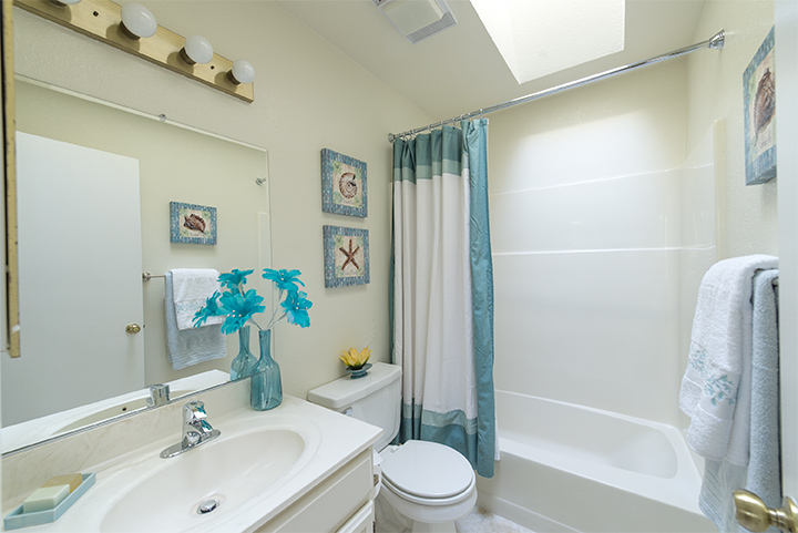 Bathroom 2 (A) Picture - 175 Evandale Ave 4, Mountain View 94043 Bathroom 2 (A) picture - 175 Evandale Ave 4, Mountain View 94043