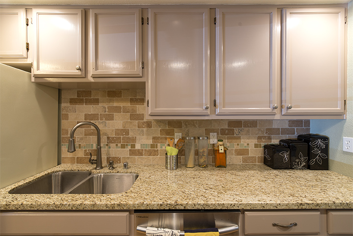 Kitchen (D) picture - 175 Evandale Ave 4, Mountain View 94043
