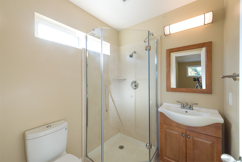 Bathroom 2 (A) Picture - 3776 La Donna Ave, Palo Alto 94306 Bathroom 2 (A) picture - 3776 La Donna Ave, Palo Alto 94306